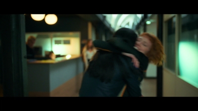 2024_-_Cats_Eyes_S01E01_mkv0494.jpg