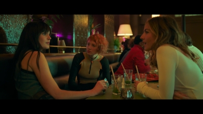 2024_-_Cats_Eyes_S01E01_mkv0661.jpg