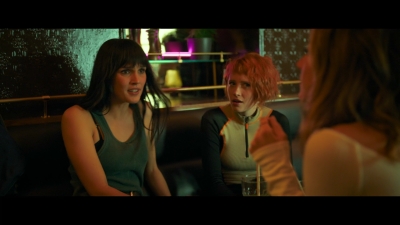 2024_-_Cats_Eyes_S01E01_mkv0706.jpg