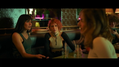 2024_-_Cats_Eyes_S01E01_mkv0714.jpg
