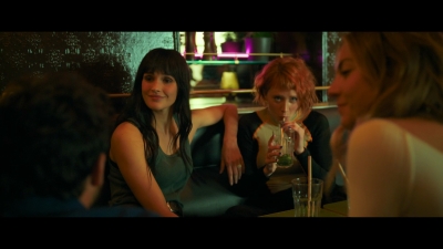 2024_-_Cats_Eyes_S01E01_mkv0755.jpg