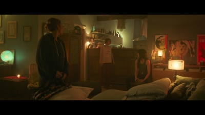 2024_-_Cats_Eyes_S01E01_mkv0809.jpg