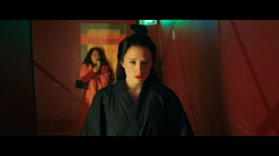 2024_-_Cats_Eyes_S01E01_mkv1410.jpg