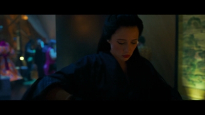 2024_-_Cats_Eyes_S01E01_mkv1485.jpg