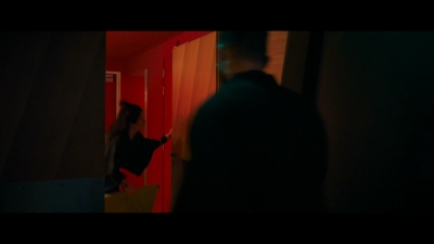 2024_-_Cats_Eyes_S01E01_mkv1492.jpg