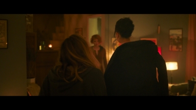 2024_-_Cats_Eyes_S01E01_mkv1830.jpg