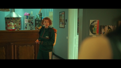 2024_-_Cats_Eyes_S01E01_mkv2157.jpg