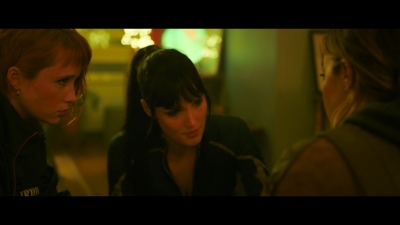 2024_-_Cats_Eyes_S01E01_mkv3532.jpg