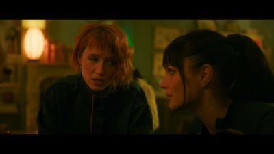 2024_-_Cats_Eyes_S01E01_mkv3539.jpg
