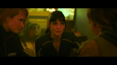 2024_-_Cats_Eyes_S01E01_mkv3546.jpg
