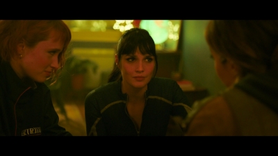 2024_-_Cats_Eyes_S01E01_mkv3549.jpg