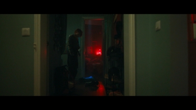 2024_-_Cats_Eyes_S01E02_mkv5289.jpg