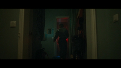 2024_-_Cats_Eyes_S01E02_mkv5317.jpg