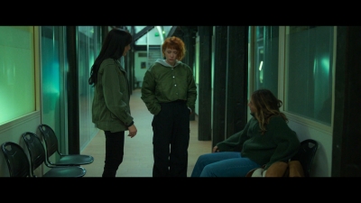 2024_-_Cats_Eyes_S01E02_mkv6595.jpg
