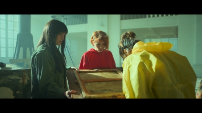 2024_-_Cats_Eyes_S01E02_mkv6748.jpg