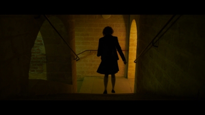 2024_-_Cats_Eyes_S01E03_mkv0238.jpg