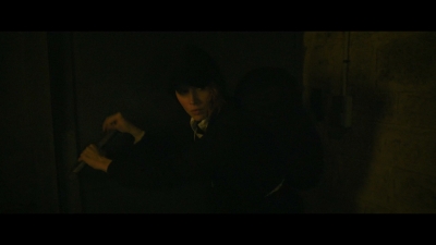 2024_-_Cats_Eyes_S01E03_mkv0301.jpg