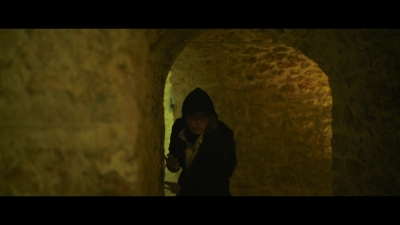 2024_-_Cats_Eyes_S01E03_mkv0379.jpg