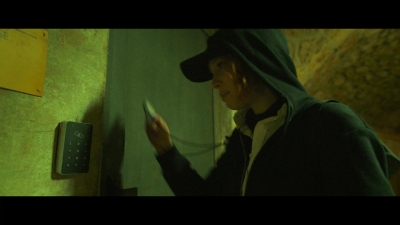 2024_-_Cats_Eyes_S01E03_mkv0431.jpg