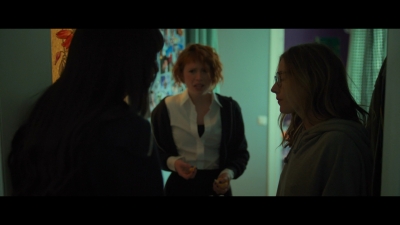 2024_-_Cats_Eyes_S01E03_mkv0780.jpg