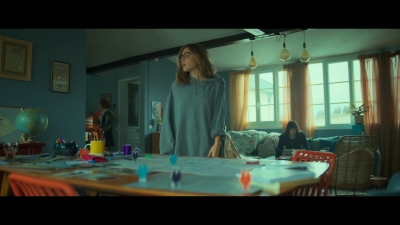 2024_-_Cats_Eyes_S01E03_mkv0815.jpg
