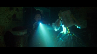 2024_-_Cats_Eyes_S01E03_mkv2359.jpg