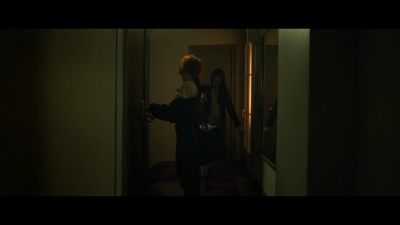 2024_-_Cats_Eyes_S01E03_mkv3123.jpg