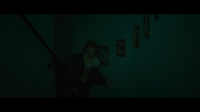 2024_-_Cats_Eyes_S01E03_mkv3128.jpg