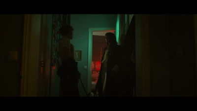 2024_-_Cats_Eyes_S01E03_mkv3143.jpg