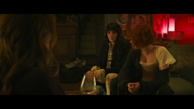 2024_-_Cats_Eyes_S01E03_mkv3185.jpg