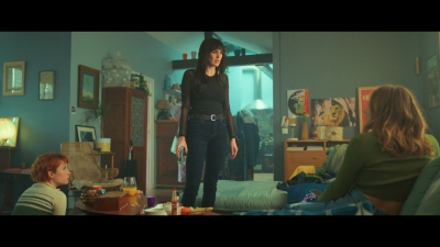 2024_-_Cats_Eyes_S01E04_mkv3406.jpg