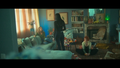 2024_-_Cats_Eyes_S01E04_mkv3408.jpg