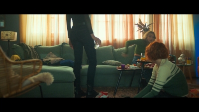 2024_-_Cats_Eyes_S01E04_mkv3414.jpg