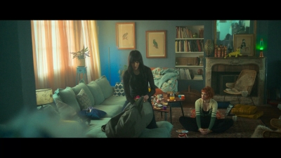 2024_-_Cats_Eyes_S01E04_mkv3423.jpg