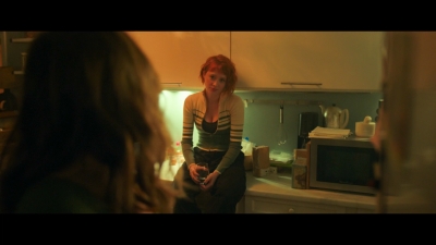 2024_-_Cats_Eyes_S01E04_mkv4125.jpg