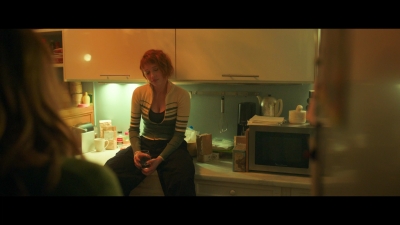 2024_-_Cats_Eyes_S01E04_mkv4135.jpg