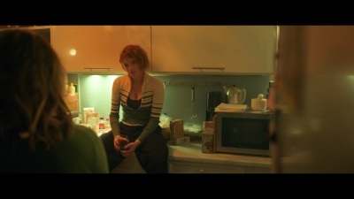 2024_-_Cats_Eyes_S01E04_mkv4136.jpg