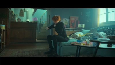 2024_-_Cats_Eyes_S01E04_mkv4477.jpg