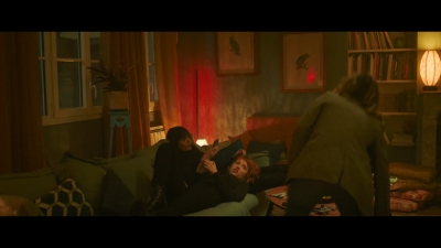 2024_-_Cats_Eyes_S01E04_mkv6606.jpg
