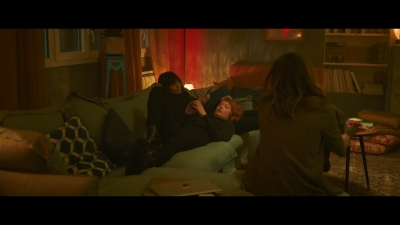 2024_-_Cats_Eyes_S01E04_mkv6608.jpg