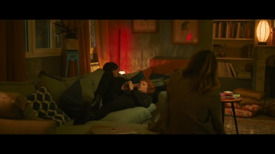 2024_-_Cats_Eyes_S01E04_mkv6616.jpg