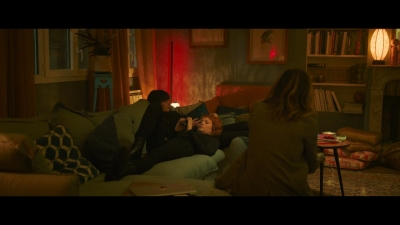 2024_-_Cats_Eyes_S01E04_mkv6617.jpg
