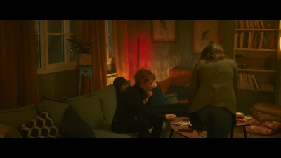 2024_-_Cats_Eyes_S01E04_mkv6625.jpg