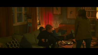 2024_-_Cats_Eyes_S01E04_mkv6626.jpg