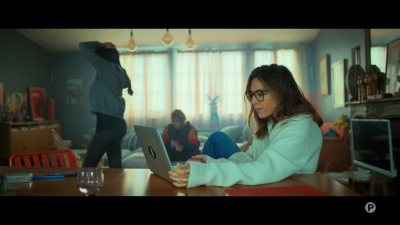 2024_-_Cats_Eyes_S01E05_mkv0517.jpg