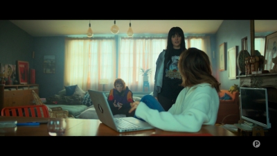 2024_-_Cats_Eyes_S01E05_mkv0525.jpg