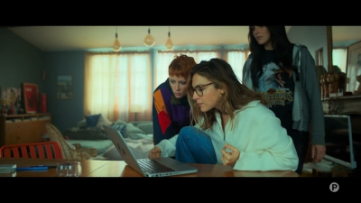 2024_-_Cats_Eyes_S01E05_mkv0531.jpg