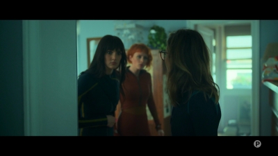 2024_-_Cats_Eyes_S01E05_mkv2168.jpg