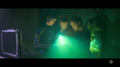2024_-_Cats_Eyes_S01E06_mkv4881.jpg