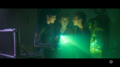 2024_-_Cats_Eyes_S01E06_mkv4883.jpg